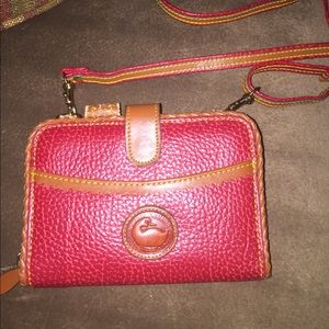 Vintage Dooney and Bourne crossbody wallet